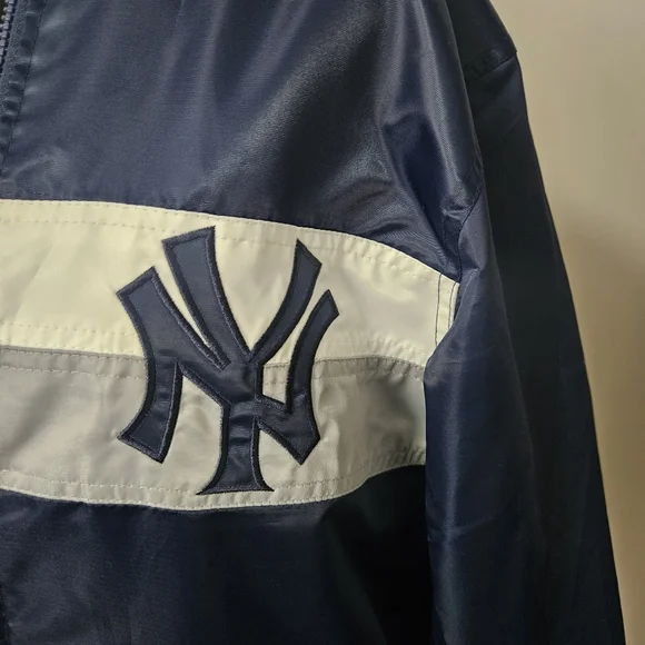 Starter New York Yankees The Ambassador Satin Full-Zip Navy Jacket NWOT- Size S - Picture 4 of 9